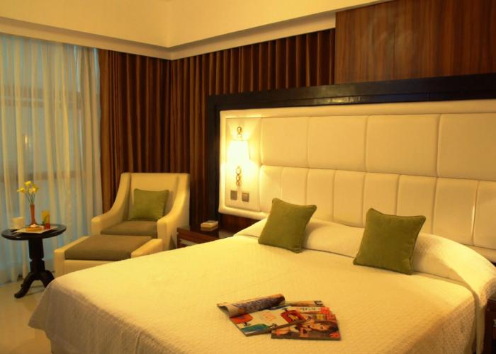Central Park Tower Resort