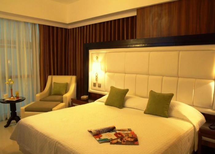 Central Park Tower Resort