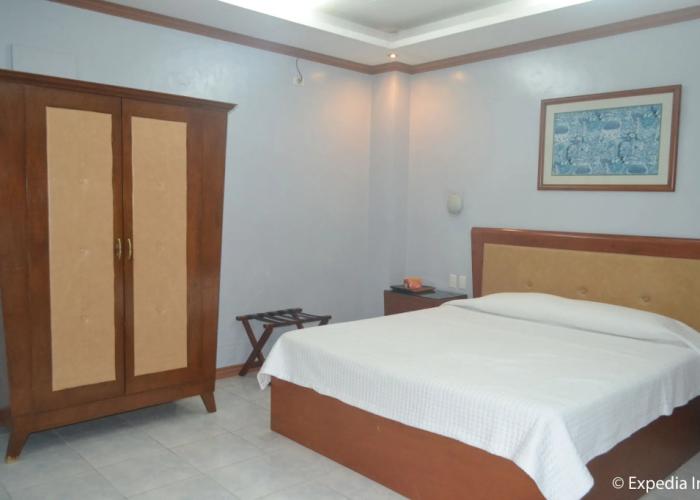 Pacific Breeze Hotel and Resort