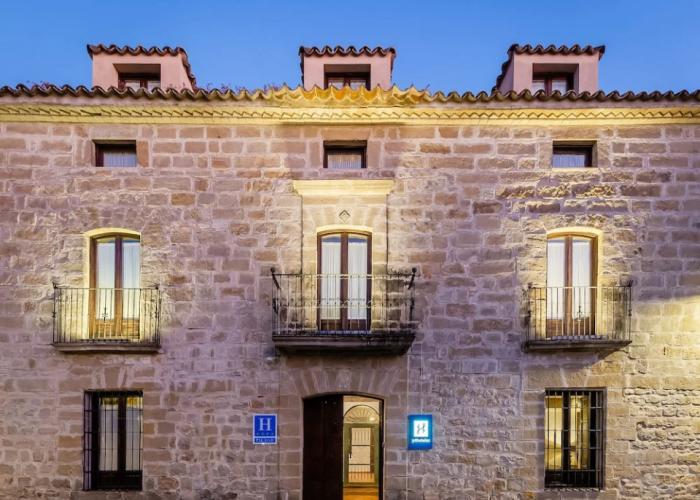 Hotel  YIT La Casona del Arco