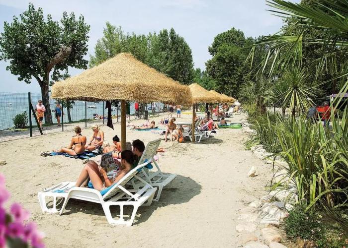 Happy Camp Mobile Homes in Camping Cisano San Vito