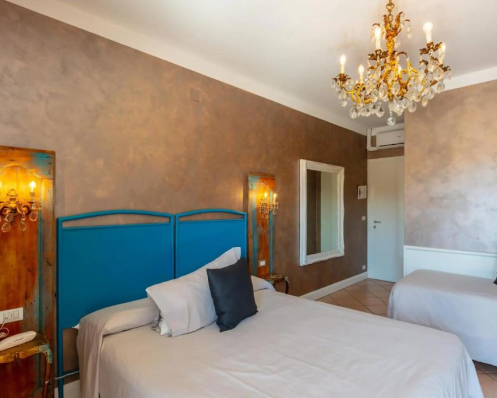 фото Hotel Maximilian