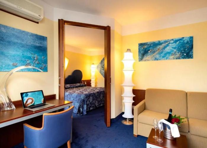 Color Hotel Style, Design & Gourmet