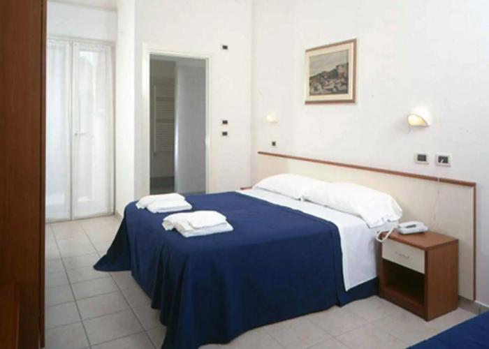 Blue Hotel