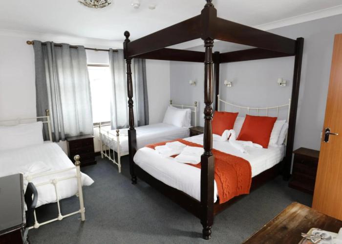 Aylesbray Lodge