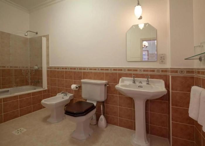 Arundel House Hotel
