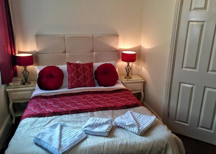 Acorn Guest House
