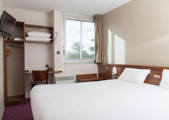 Brit Hotel Toulouse Colomiers - L'Esplanade