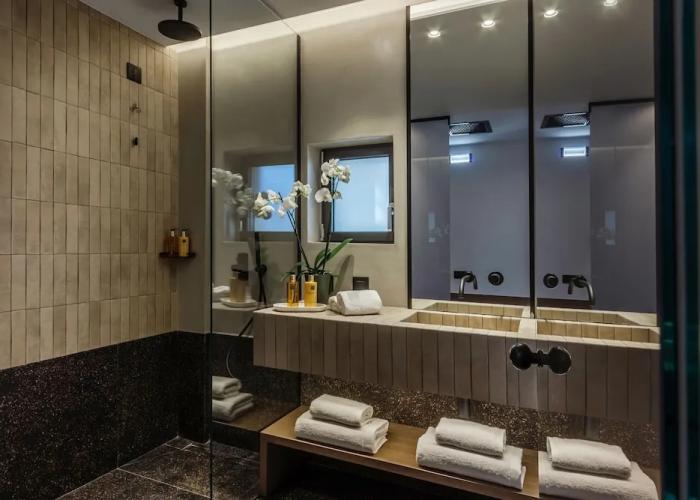 ACRO Upscale Residences