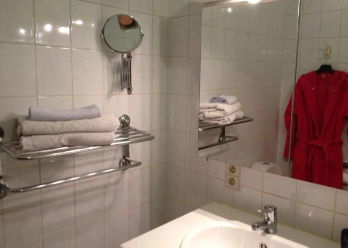 B&B Yaca