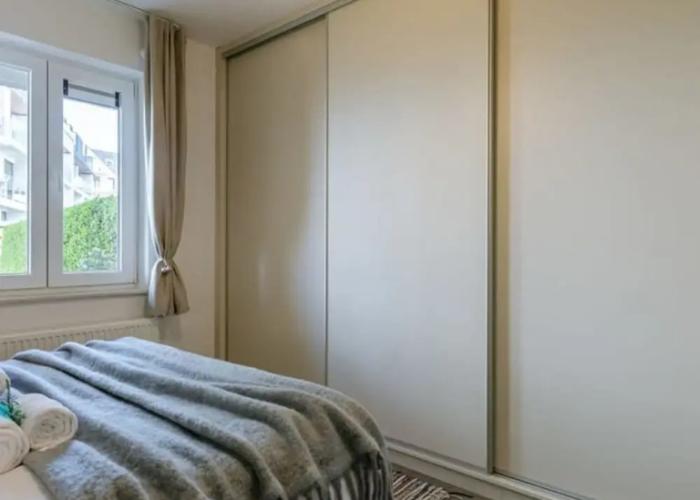 Bright Apartment With Large and Sunny Garden