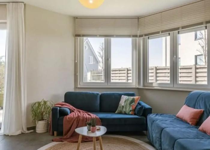 Bright Apartment With Large and Sunny Garden