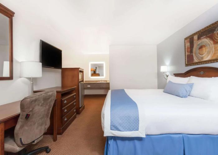Travelodge by Wyndham Drumheller