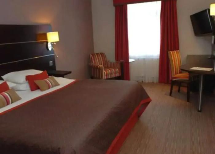 Old Palace Lodge Hotel