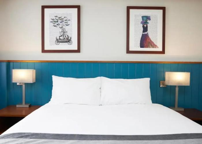 Highwayman Hotel