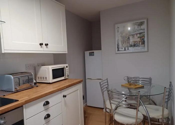 White Door Malt-Huku Kwetu (Dunstable)