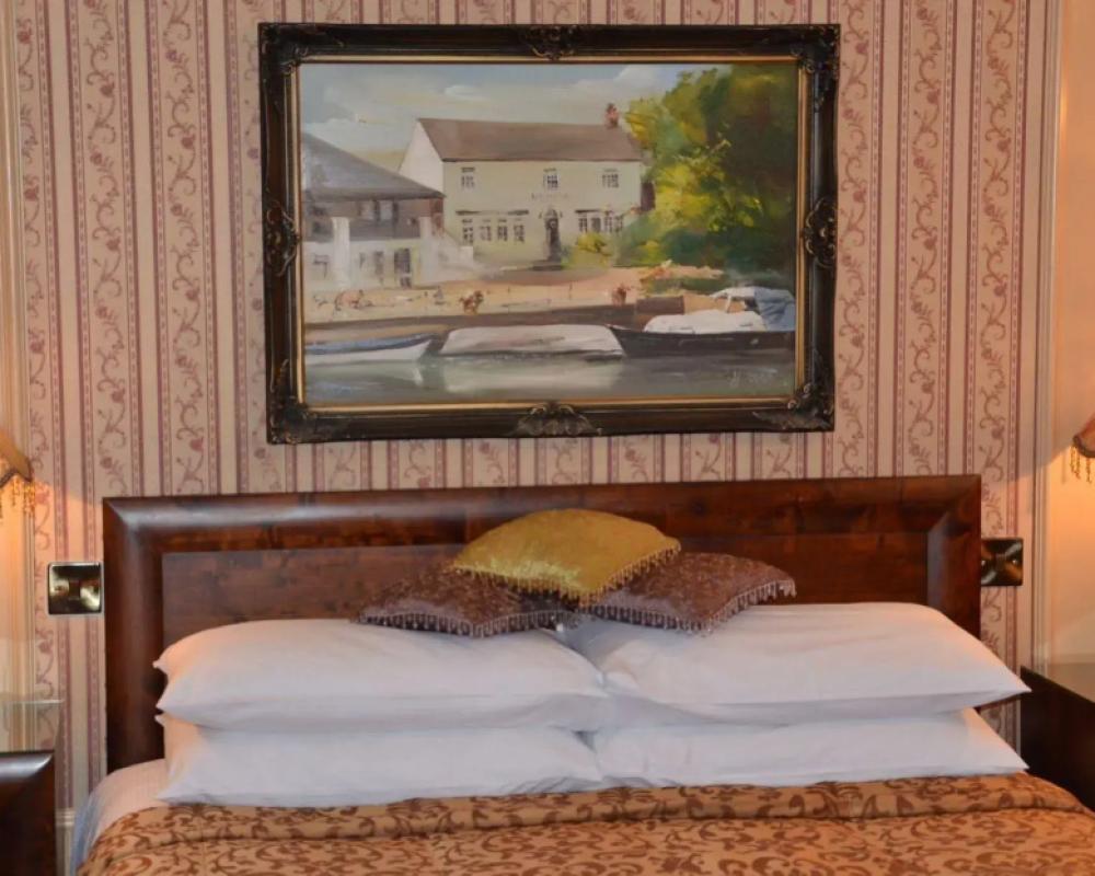 фото Riverside Inn