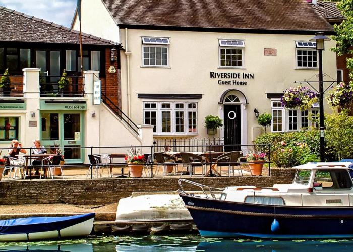 Riverside Inn