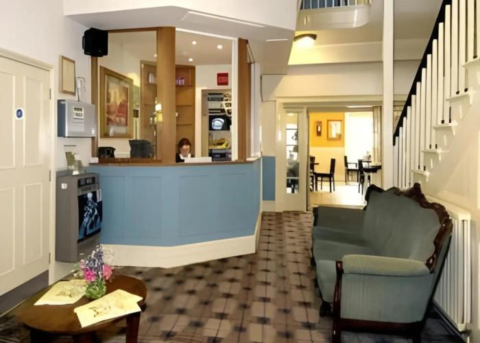 Lamb Hotel by Greene King Inns