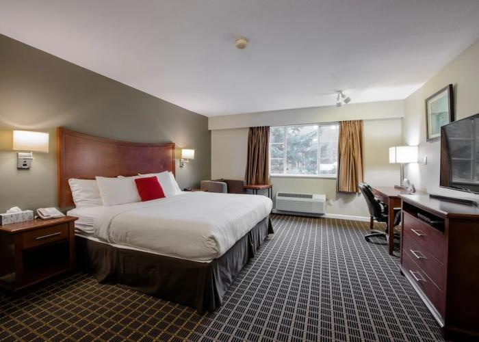 Gibsons Garden Hotel