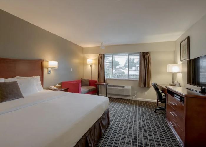 Gibsons Garden Hotel