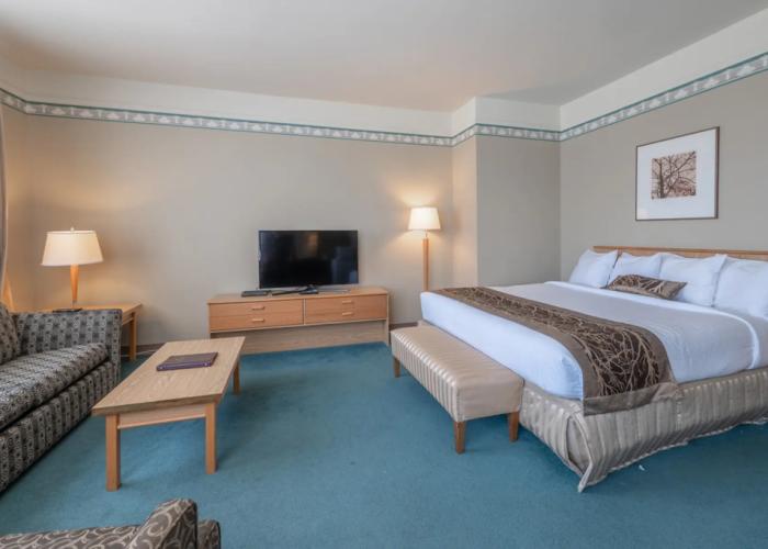 Cedars Inn Hotel & Convention Center