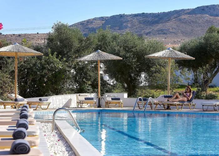 Vasia Royal Hotel