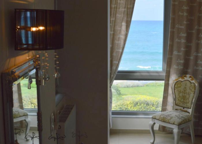 Beach Front Villa Peri