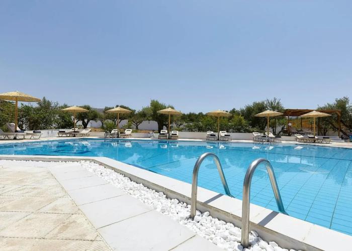 Vasia Royal Hotel
