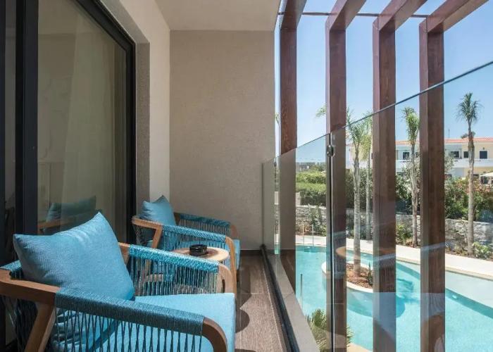Noble Hotel Suites - Adults Only