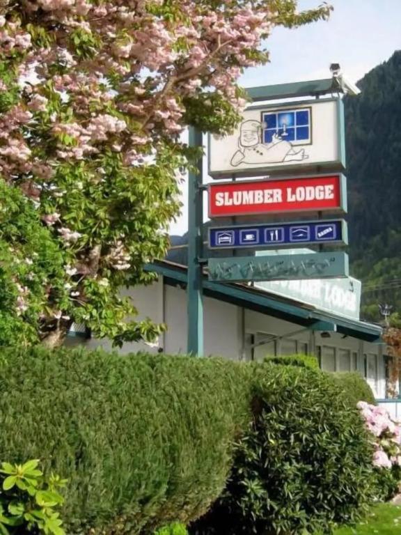 Slumber Lodge Motel