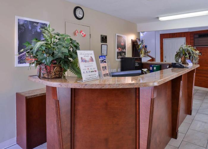 Hope Inn and Suites