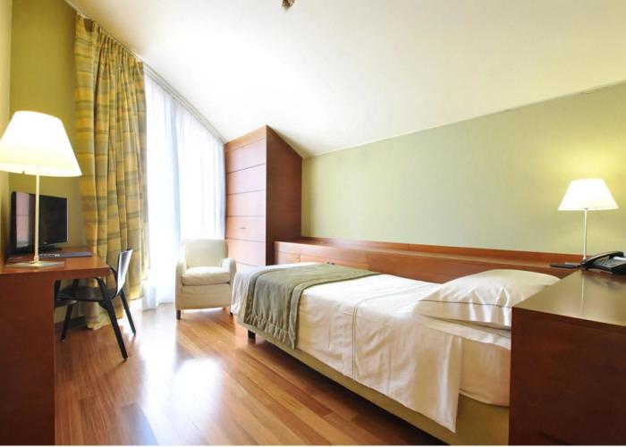 B&B HOTEL Imperia Rossini al Teatro