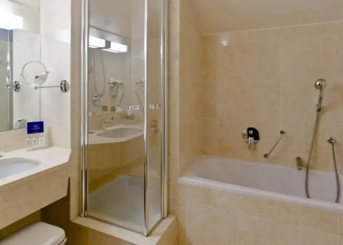 B&B HOTEL Imperia Rossini al Teatro