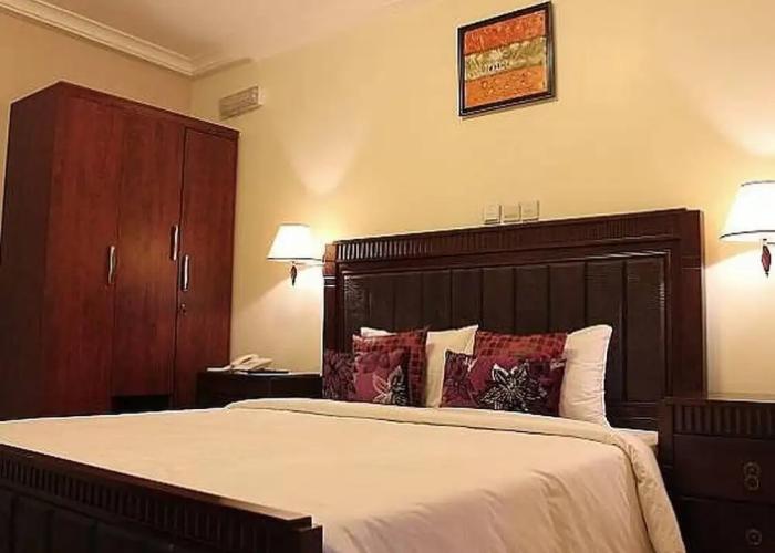 Adsuit Hotel Calabar