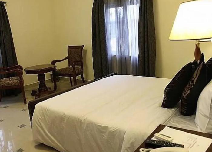 Adsuit Hotel Calabar