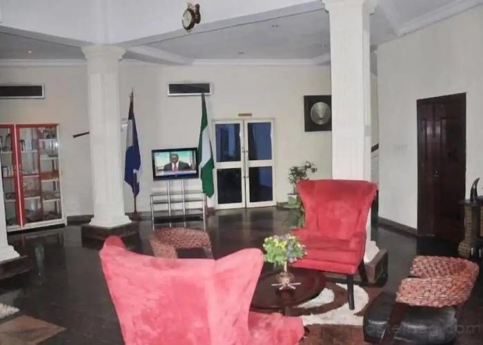 Mangel Hotel and Suites