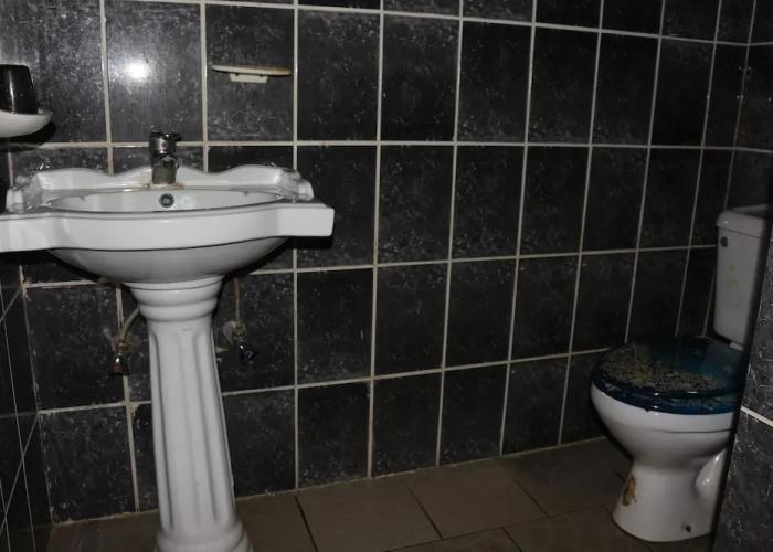 Jacaranda Suites