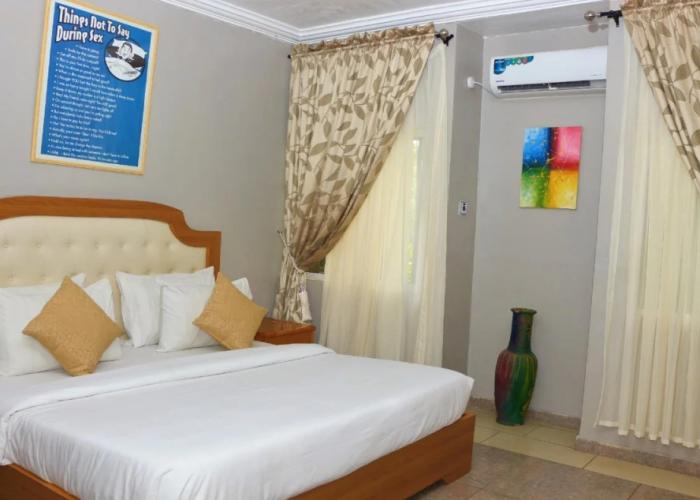Jacaranda Suites