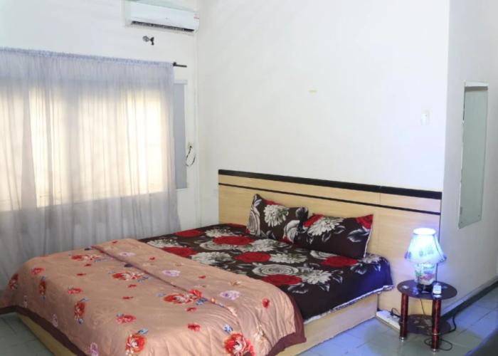 Tourist Castle Hotel and Suites