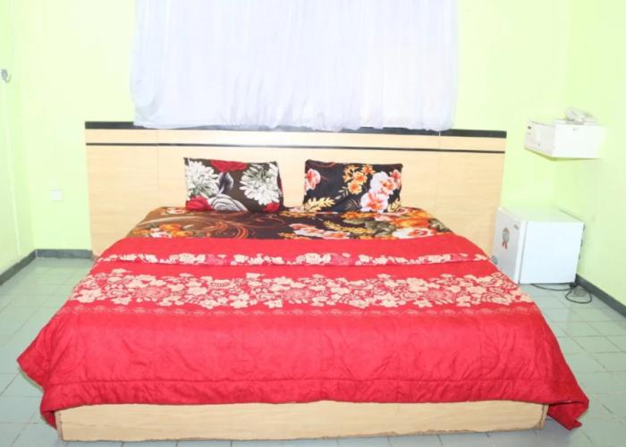 Tourist Castle Hotel and Suites