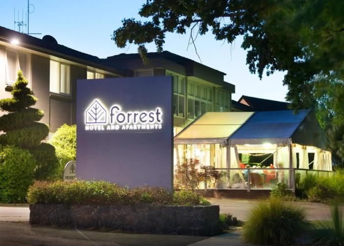 Forrest Hotel and Apartments