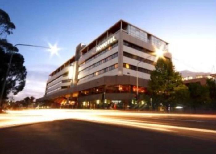 Novotel Canberra