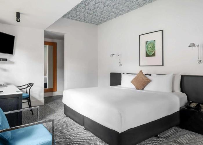 Peppers Gallery Hotel Canberra