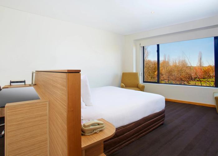 Crowne Plaza Canberra by IHG
