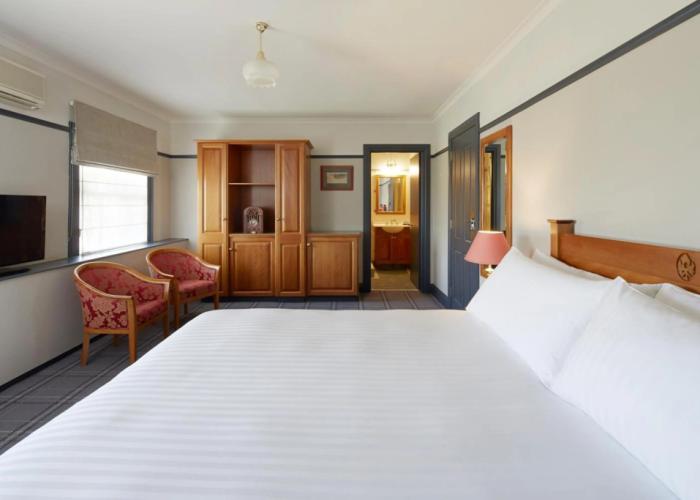 Brassey Hotel
