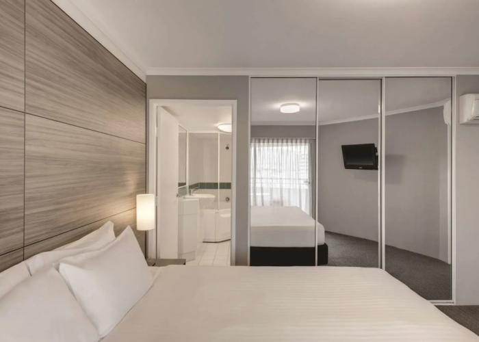 Adina Serviced Apartments Canberra James Court