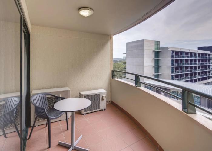 Adina Serviced Apartments Canberra James Court