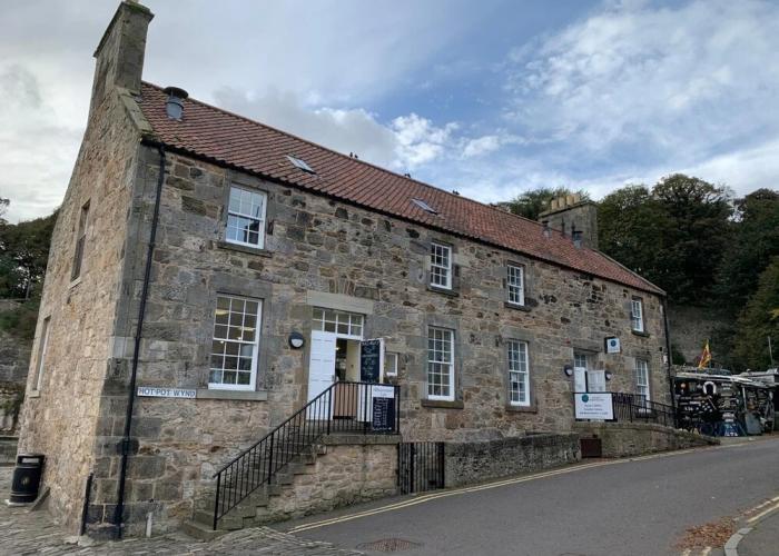 NEW Superb One Bedroom Getaway in Dysart Kirkcaldy