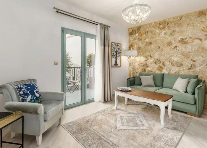 Meydani Suites